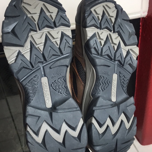 HI-TEC Apex Lite Men's Waterproof Hiking Boots - Picture 16 of 16